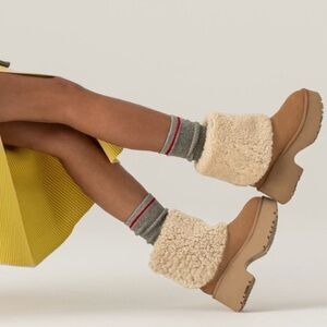 UGG Classic **Brand New w/ Tags** New Heights Tall Winter Boot, Sand, Size 9,